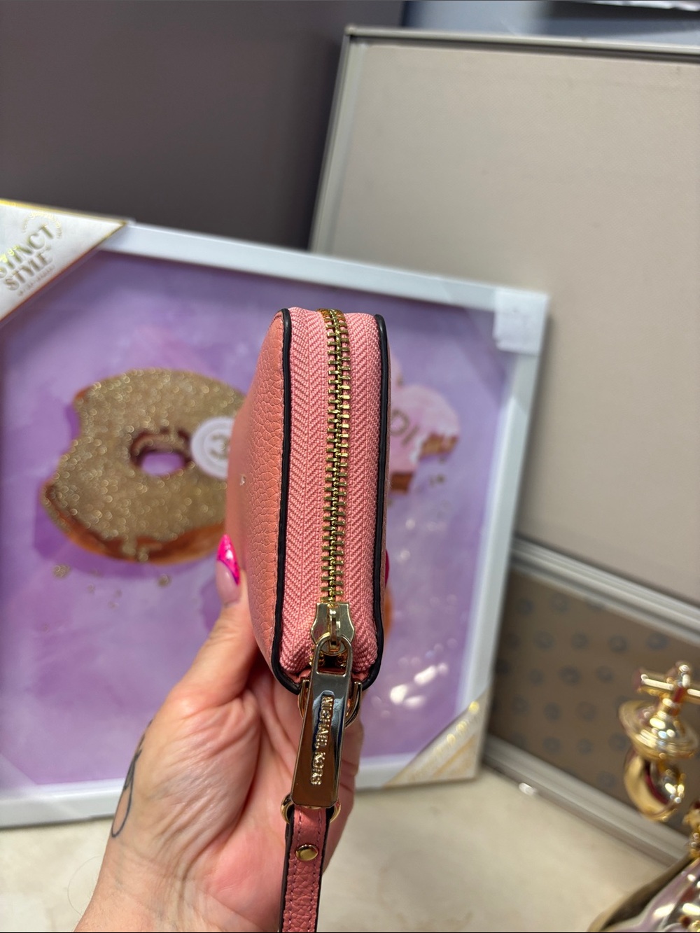 Michael Kors Coral Zip-Around Wristlet Wallet NWOT - Picture 5 of 11